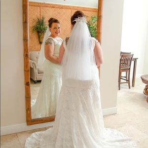 David’s Bridal All Over Lace Vintage Gown, Size 20